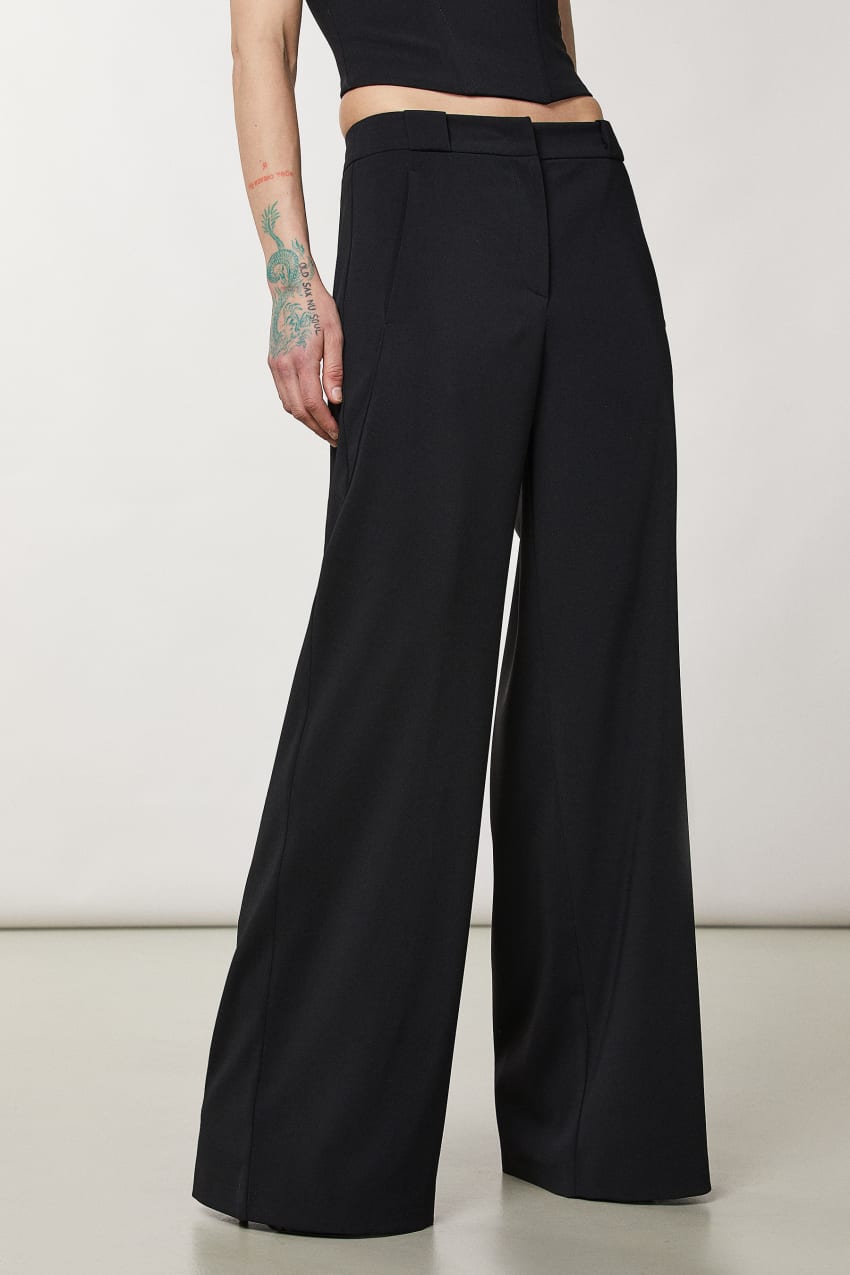 Patrizia Pepe Essential Palazzo Pants Mustat | PAZ581067