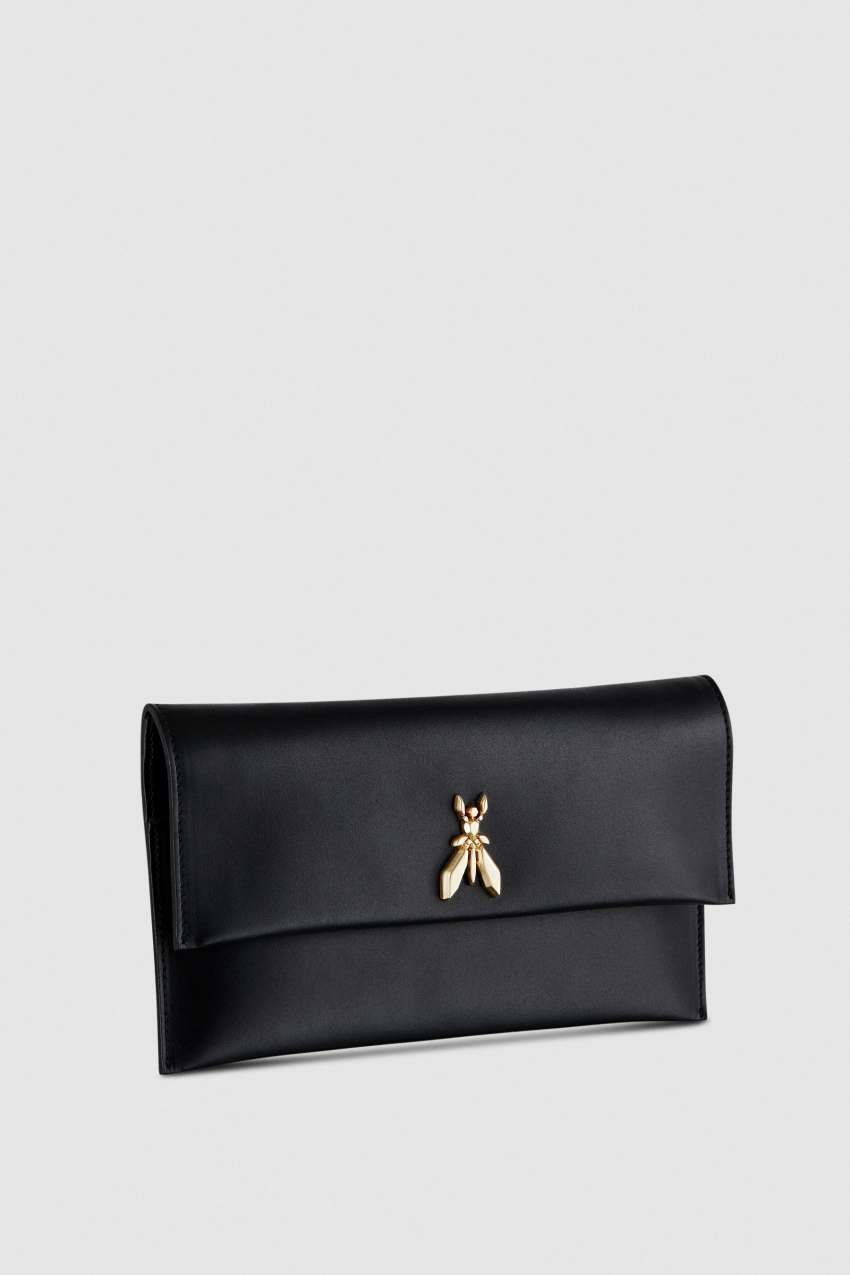 Patrizia Pepe Fly Leather Clutch Bag With Chain Mustat | YWH523486