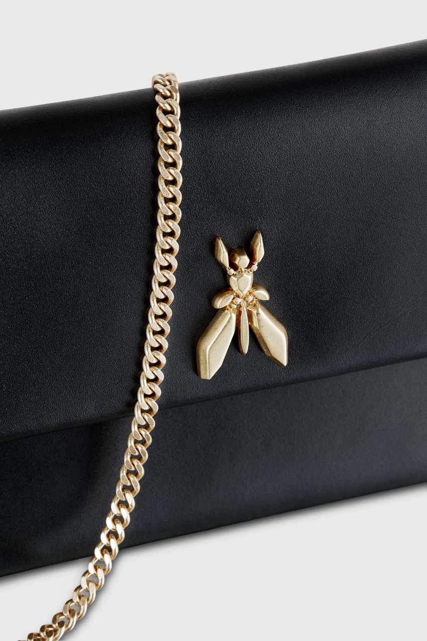 Patrizia Pepe Fly Leather Clutch Bag With Chain Mustat | YWH523486