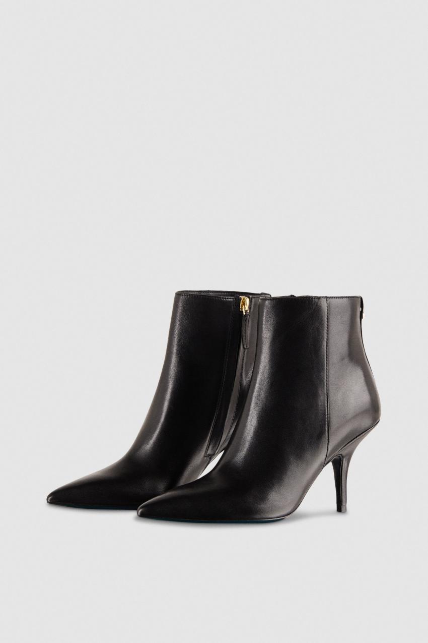 Patrizia Pepe Leather Ankle Boots Mustat | MJX693180