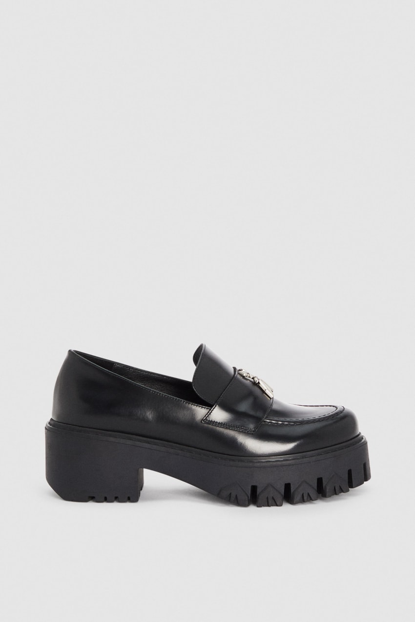 Patrizia Pepe Loafers Mustat | RLA487953