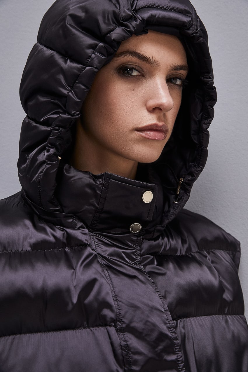 Patrizia Pepe Nylon Sleeveless Down Jacket Mustat | VFL092713