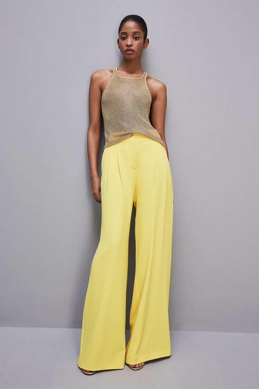 Patrizia Pepe Pleated Pants In Fluid Twill Keltainen | NPZ325879