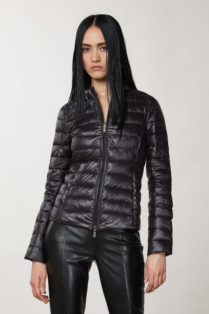 Patrizia Pepe Reversible Down Proof Nylon Down Jacket Mustat | BTV823064