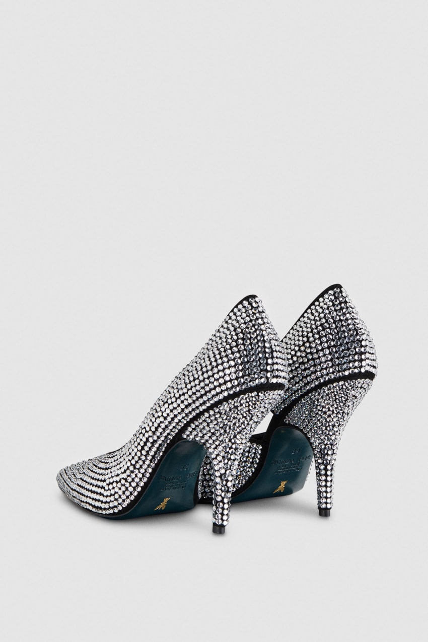 Patrizia Pepe Rhinestone-adorned Suede Pumps Mustat | YSE943106