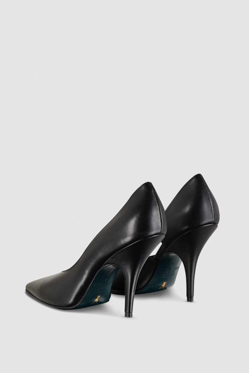 Patrizia Pepe Smooth Leather Pumps Mustat | FKH638701