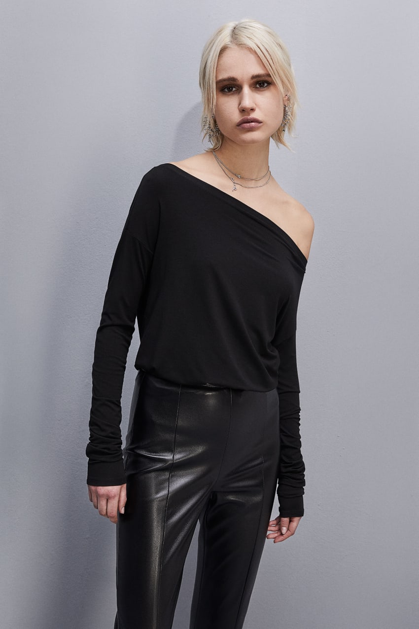 Patrizia Pepe “essential” Long-sleeved T-shirt Mustat | KSY385972